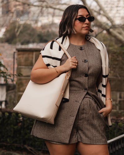 Audrey Shoulder Bag - Vanilla - Lifestyle