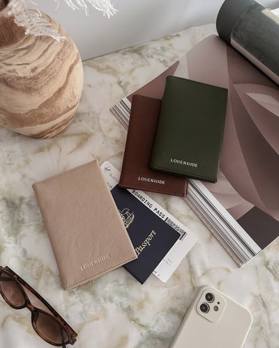 Venice Passport Holder - Saddle Cognac - Lifestyle