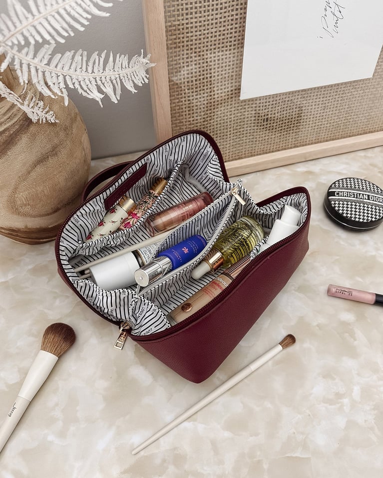 Louenhide Ellis Makeup Bag Burgundy