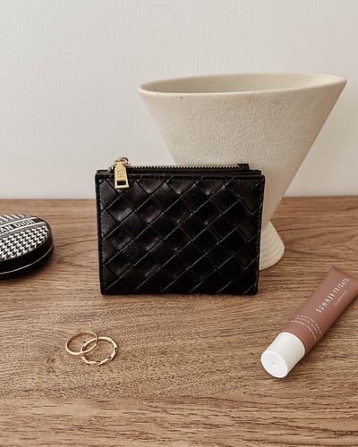 Lily Woven Wallet - Black - Lifestyle