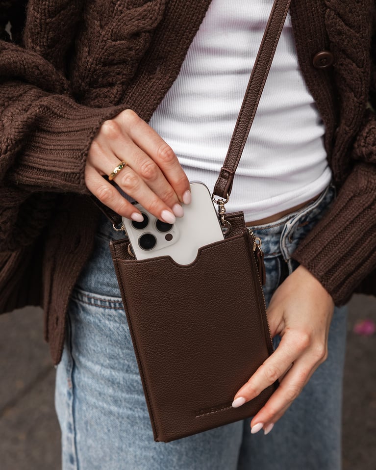 Louenhide Suki RFID Phone Bag Chocolate