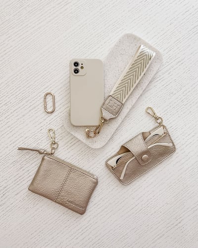Ziggy Accessory Bundle - Champagne - Lifestyle
