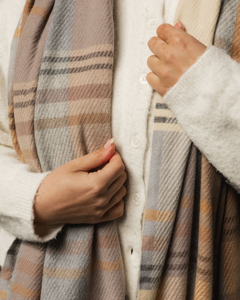 Louenhide Chester Scarf Honey