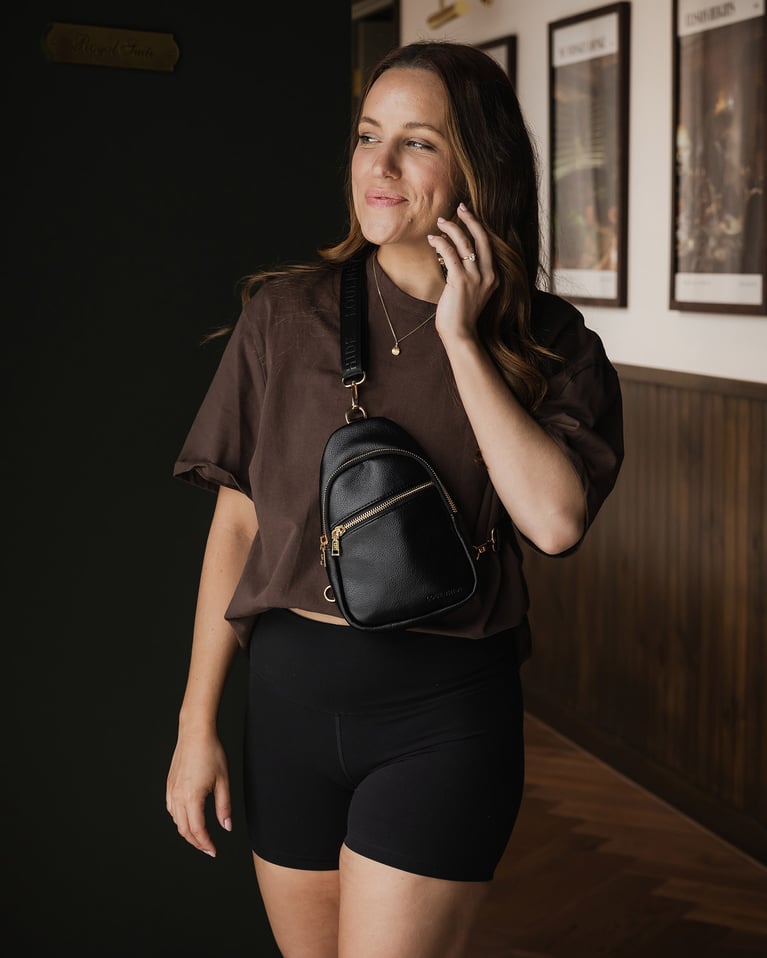 Louenhide Baby Bella Sling Bag Black