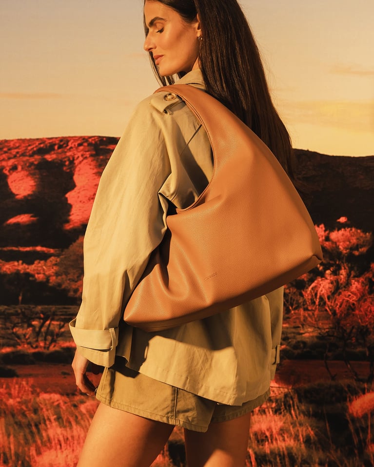 Louenhide Monaco Shoulder Bag Toffee