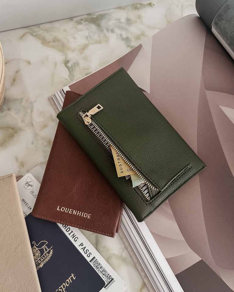 Louenhide Venice Passport Holder Saddle Cognac