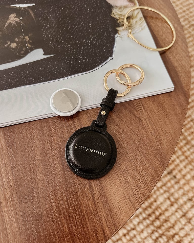 Louenhide Opal Airtag Keyring Black