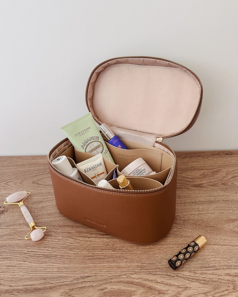 Louenhide Juliette & Brianna Cosmetic Set Tan