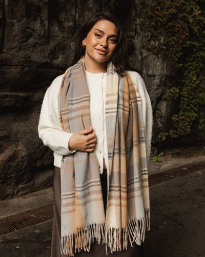 Chester Scarf - Honey - Lifestyle
