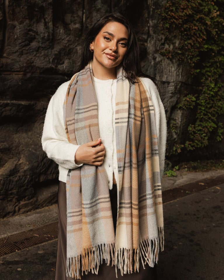 Louenhide Chester Scarf Honey