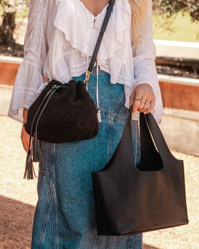 Paisley Handbag - Black - Lifestyle