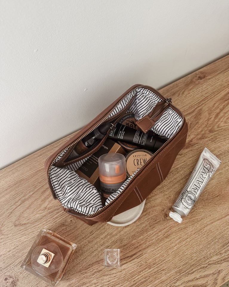 Louenhide Albie Cosmetic Case Saddle Cognac