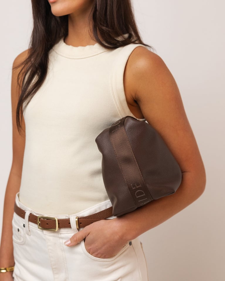 Louenhide Duke Cosmetic Bag Chocolate