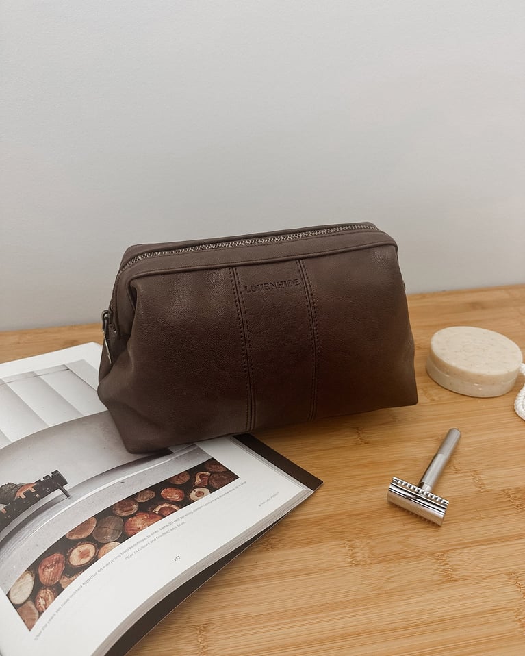 Louenhide Albie Cosmetic Case Saddle Chocolate