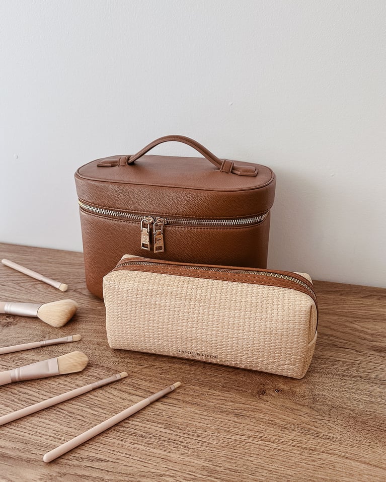 Louenhide Juliette & Brianna Cosmetic Set Tan