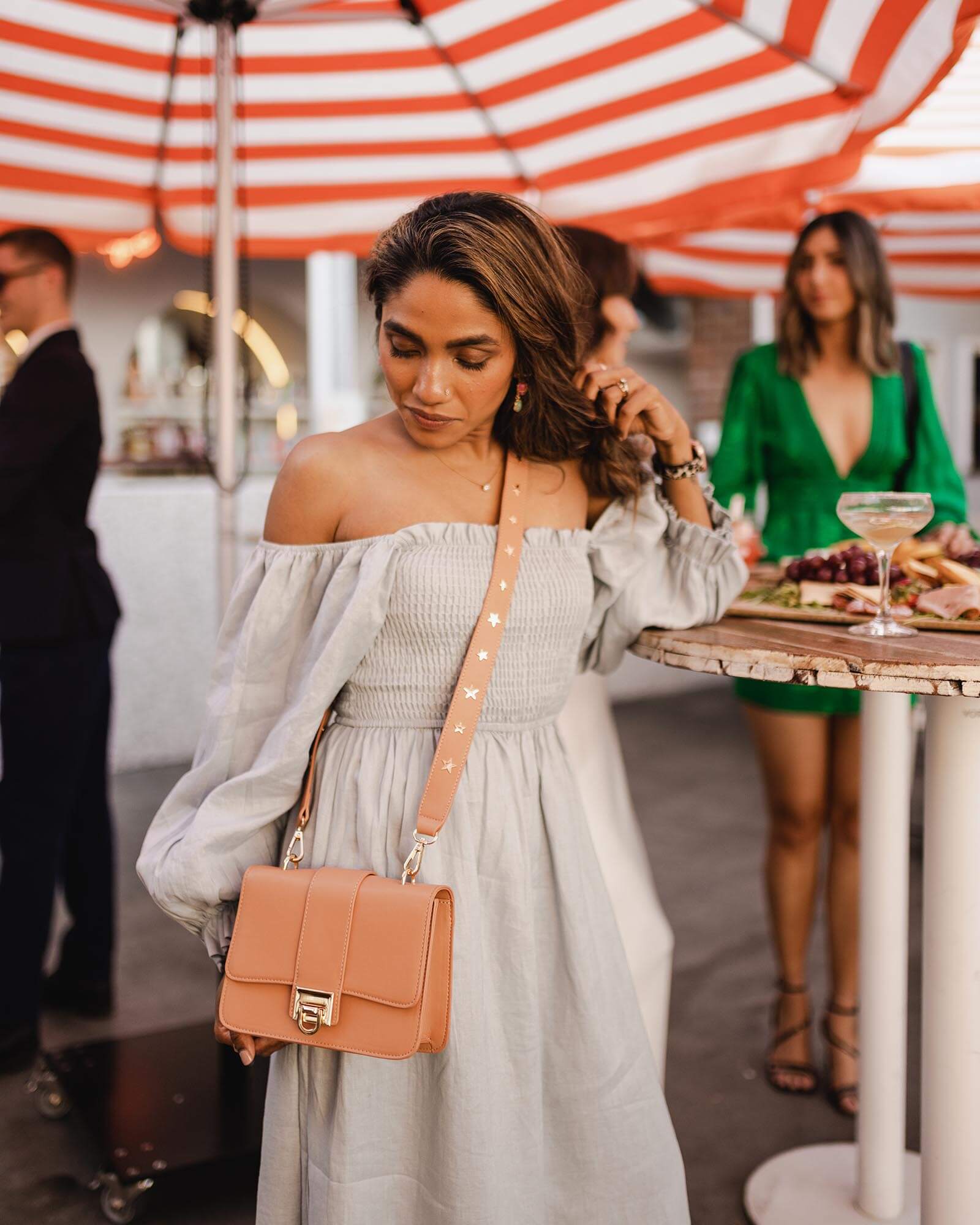 Lou and hide handbags hotsell