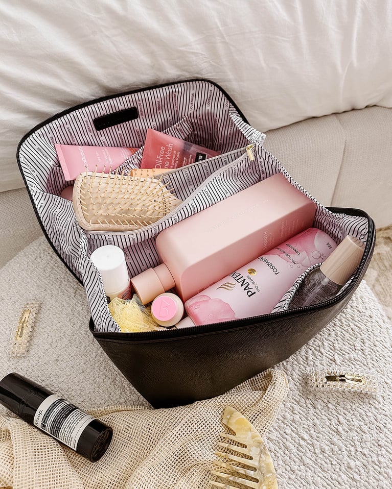 Louenhide Orion & Ellis Cosmetic Case Set Black