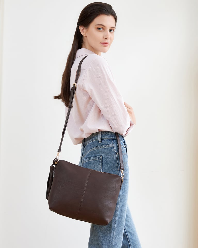 Louenhide Daisy Stripe Crossbody Bag Chocolate