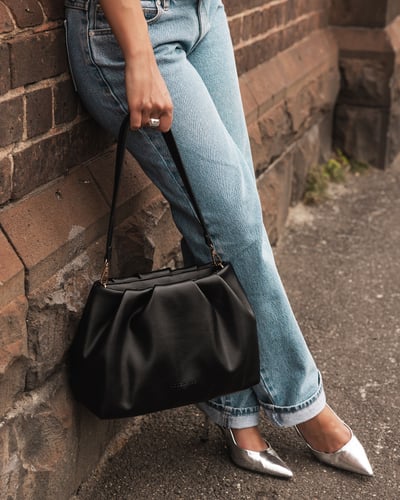 Naomi Shoulder Bag - Black - Lifestyle