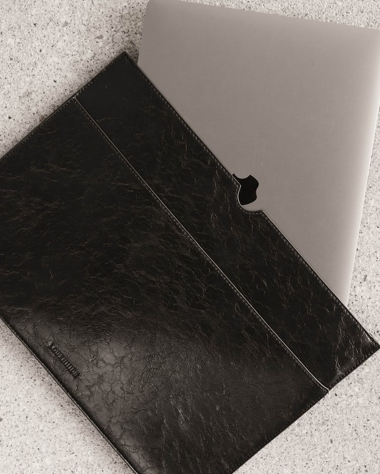 Louenhide Brooke Laptop Slip Black Patent