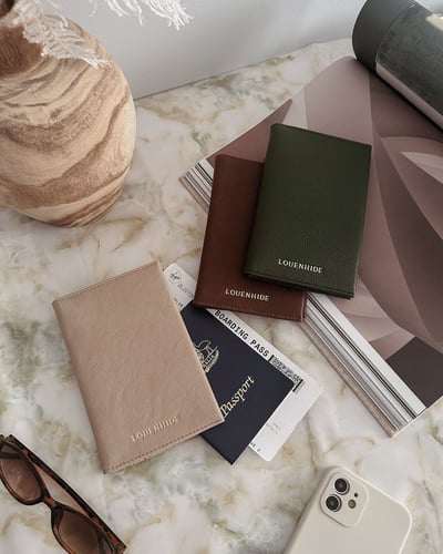 Venice Passport Holder - Olive - Lifestyle