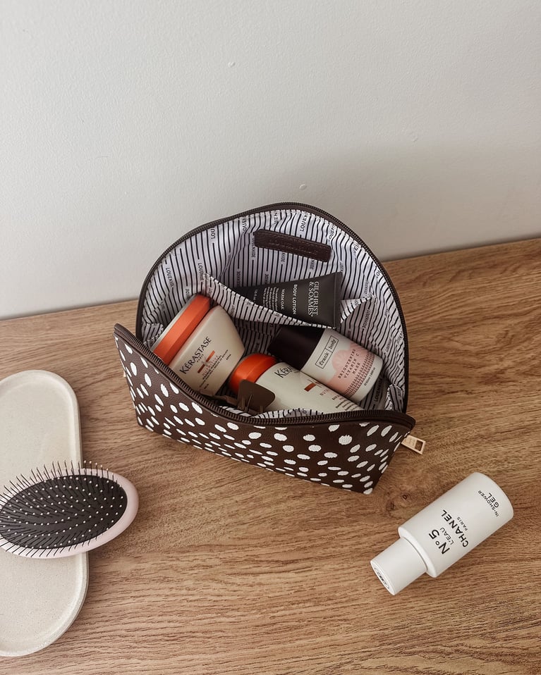 Louenhide Nancy Cosmetic Bag  Chocolate Raindrop