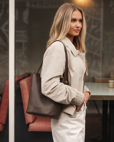 Miranda Bucket Bag - Chocolate - Lifestyle