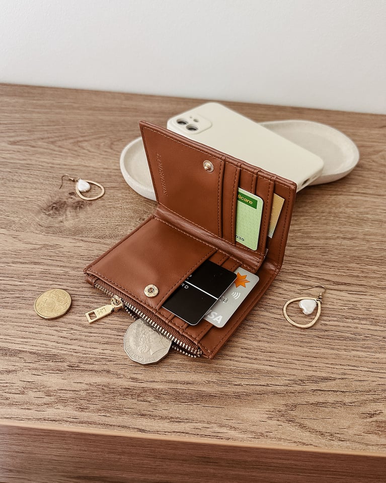 Louenhide Lily Woven Wallet Tan