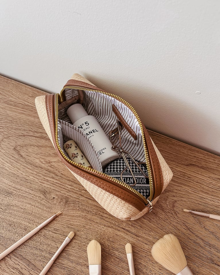 Louenhide Juliette & Brianna Cosmetic Set Tan