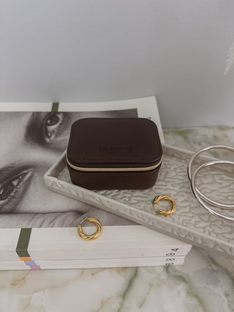 Louenhide Suzie Jewelry Case Chocolate
