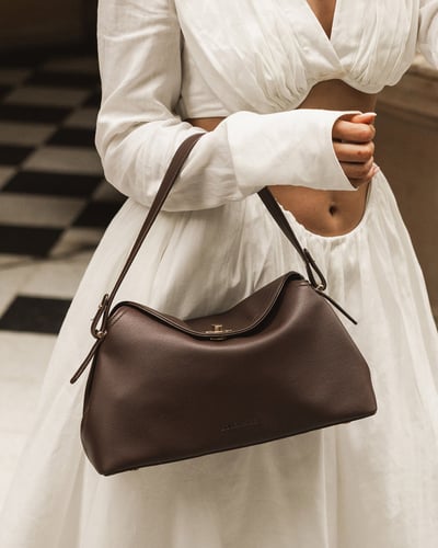 Nicole Handbag  - Chocolate - Lifestyle