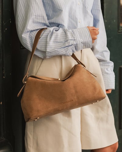 Nicole Handbag  - Suede Honey - Lifestyle