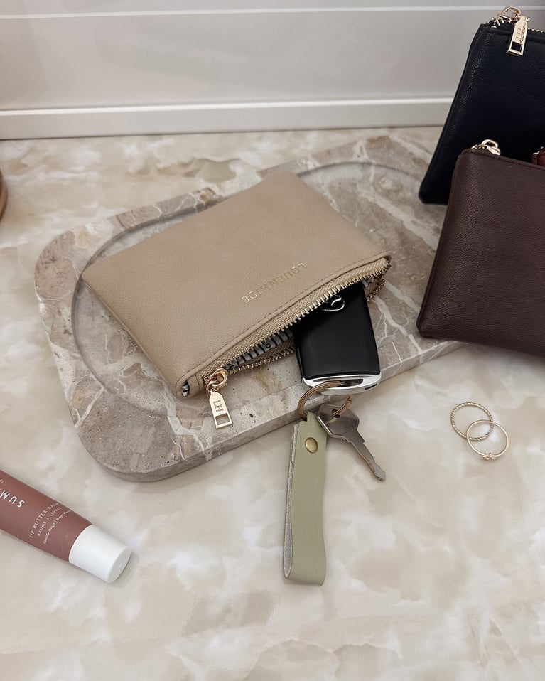 Louenhide Kuta Saddle Cardholder Purse Saddle Malt