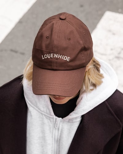 Demi Canvas Cap - Chocolate - Lifestyle