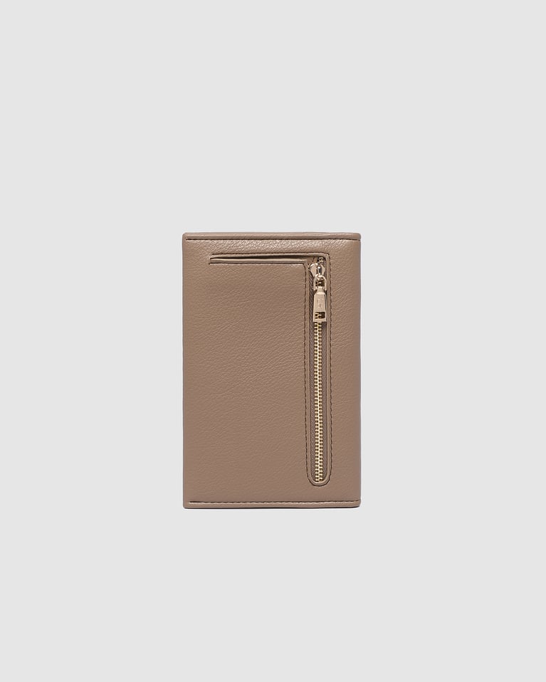 Louenhide Venice Passport Holder Mocha