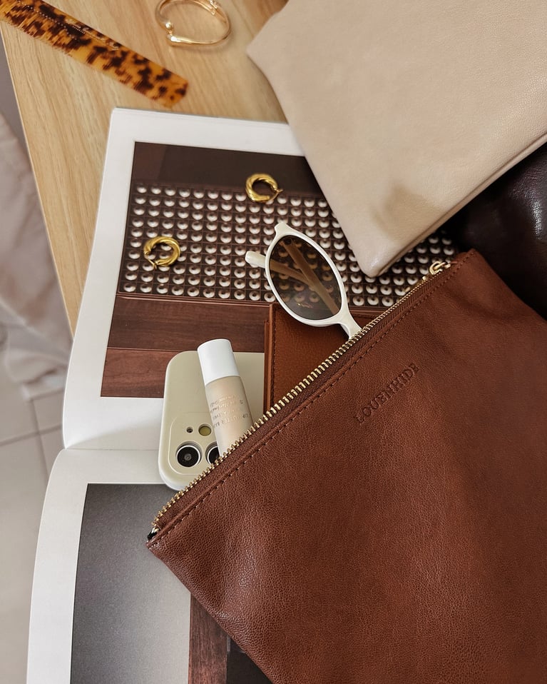 Louenhide Louie Pouch   Saddle Malt