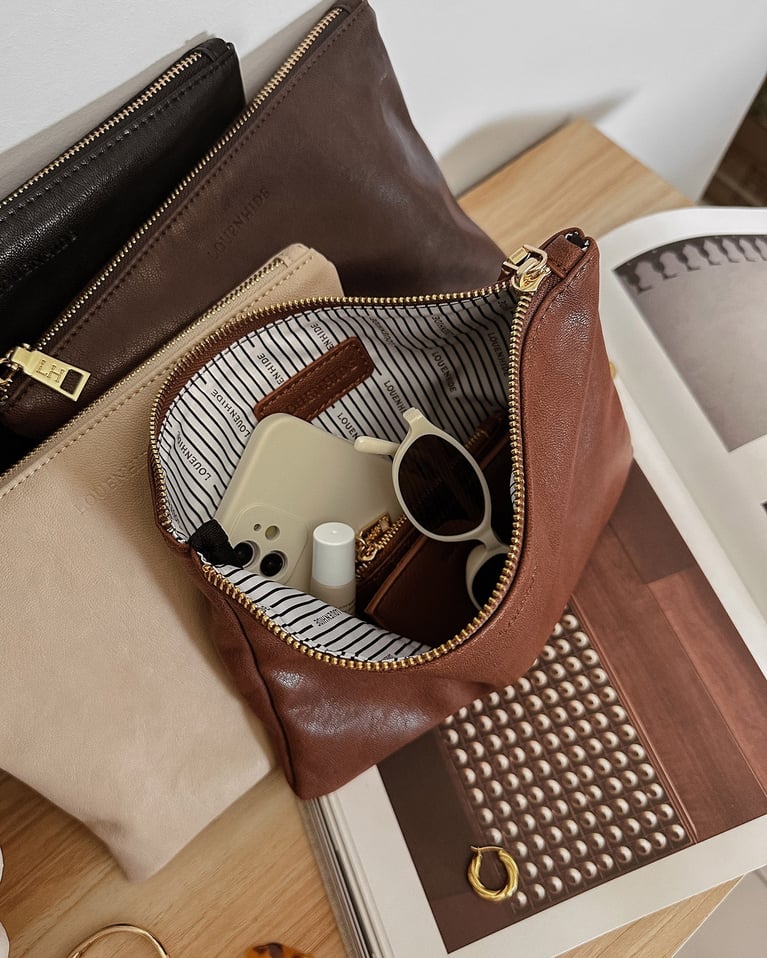 Louenhide Louie Pouch   Saddle Chocolate