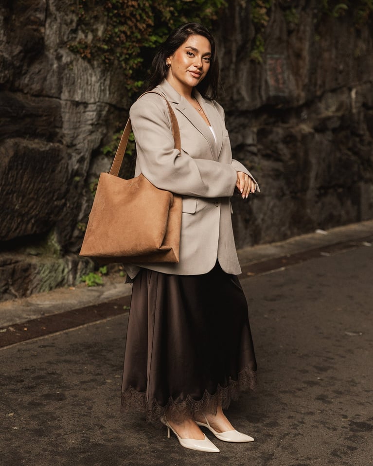 Louenhide Peyton Shoulder Bag  Suede Honey