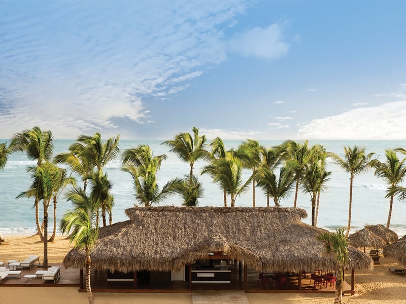 Las Olas, the Snacks restaurant at Excellence El Carmen