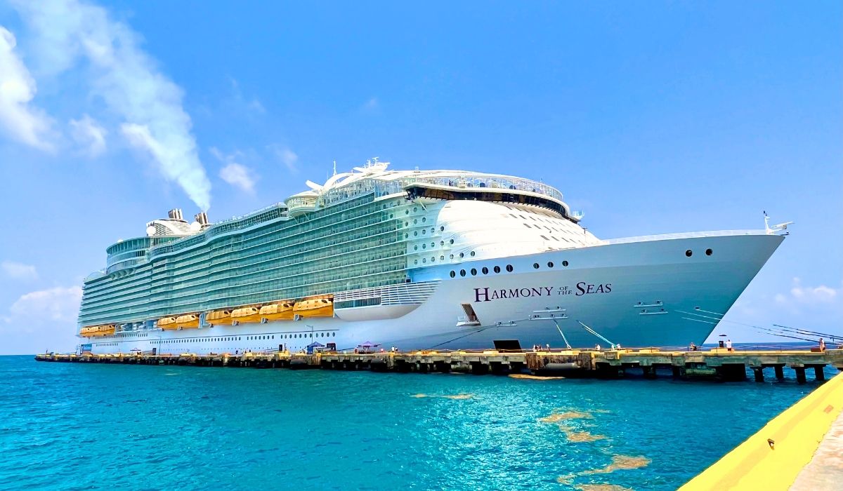 Harmony of the Seas Ultra Spacious Balcony Cabin: Worth It?