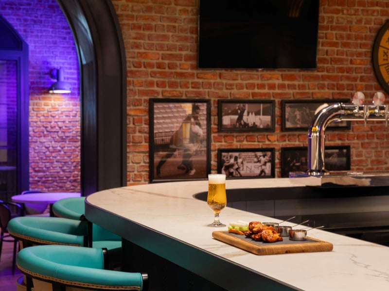 Sports Bar, the Smokehouse restaurant at Excellence Coral Playa Mujeres