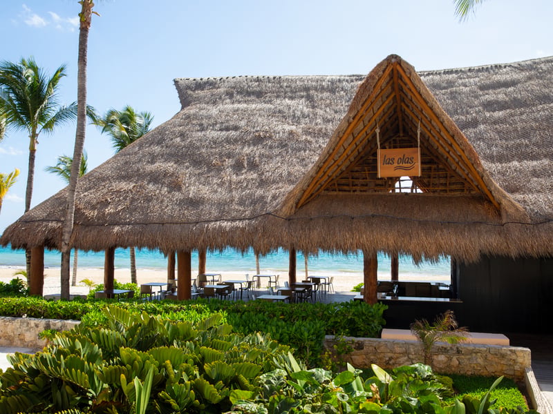Las Olas, the Snacks restaurant at Excellence Riviera Cancun