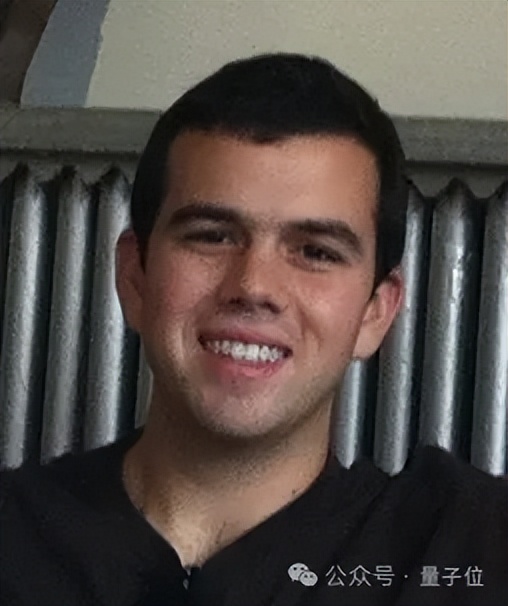 全方位实测首个AI原生浏览器！618比价、写高考作文...网友：再见Chrome