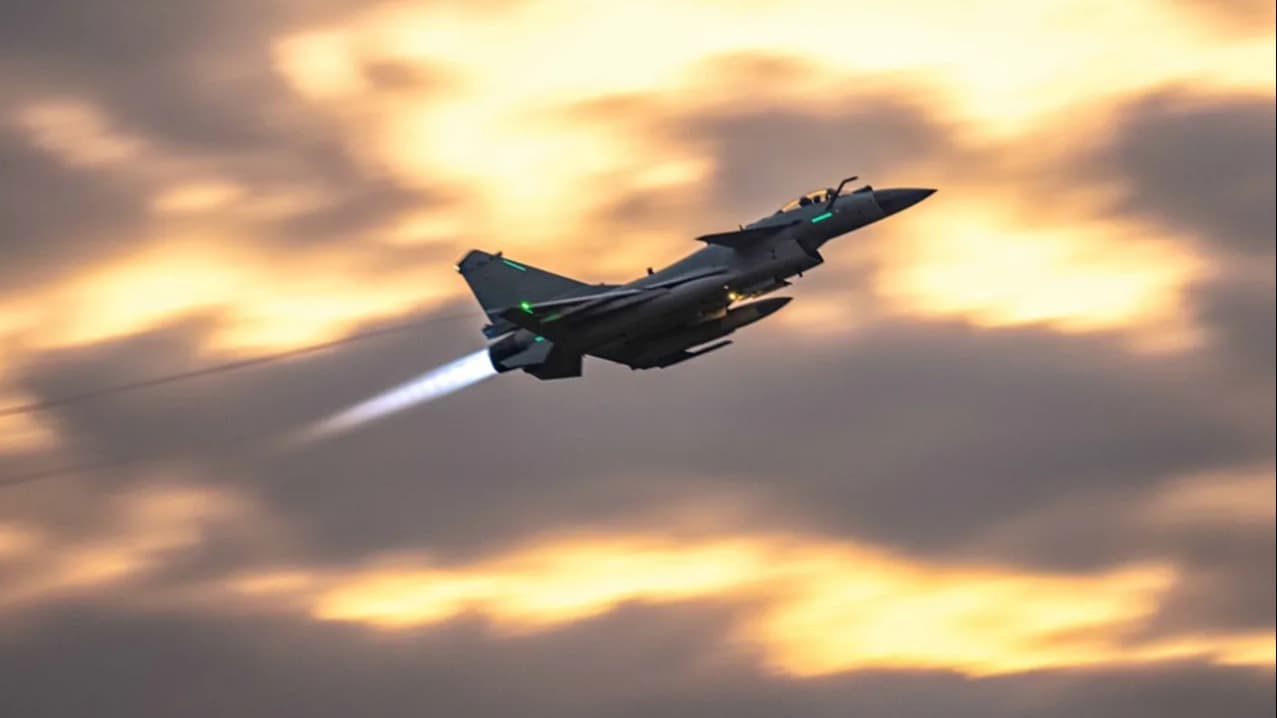 Bangladeş, Çin'den J-10 uçağı satın almak istiyor