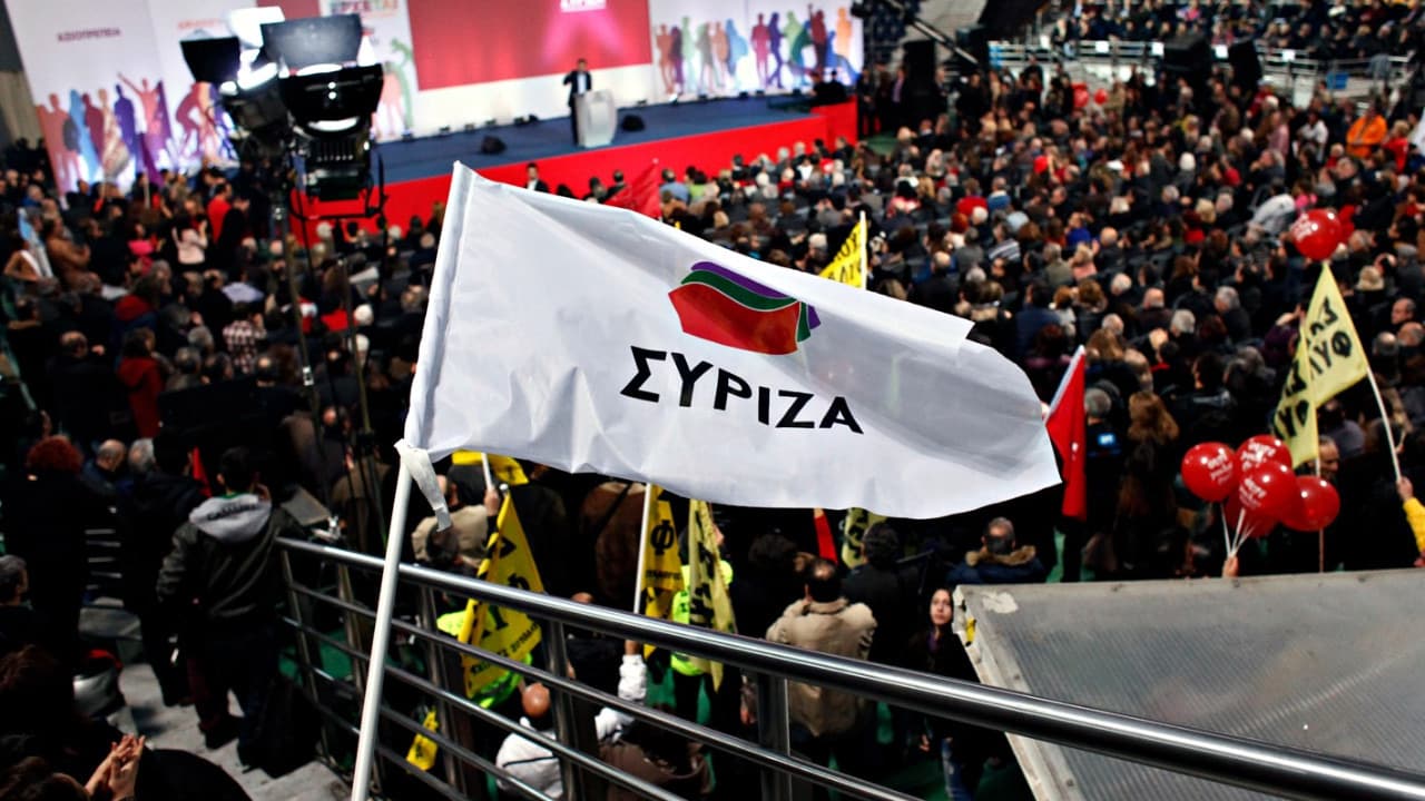 Yunanistan'da SYRIZA dağılıyor: Milletvekilleri yeni meclis grubu kurdu