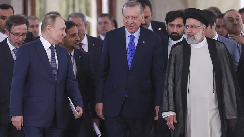 Arab News: İran Cumhurbaşkanı Reisi'nin Türkiye ziyareti ve beklentiler
