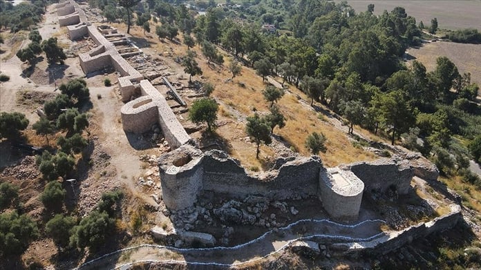 Idyma Antik Kenti kazılarında antik su kaynağına ulaşıldı