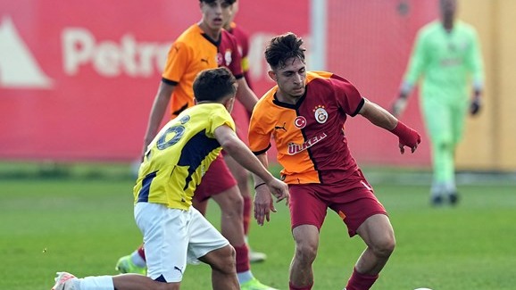 Galatasaray U17 - Fenerbahçe U17. Fotoğraf: Galatasaray