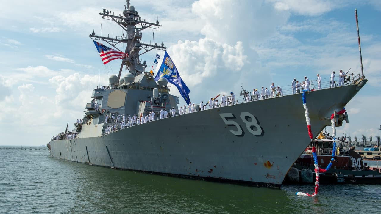 ABD Donanması, 12 adet Arleigh Burke destroyer’inin görev ömrünü uzatma kararı aldı