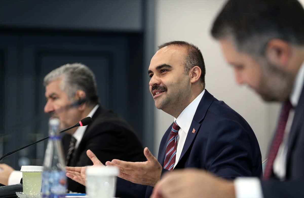 Bakan Kacır: Gelecek dönemde Togg büyüklüğünde 12 iş hedefi